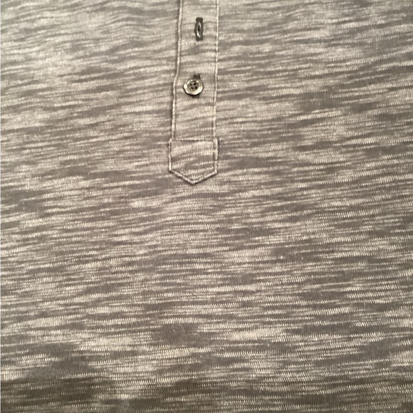 Rock &Republic mens short sleeve 3 button shirt - Picture 3 of 6